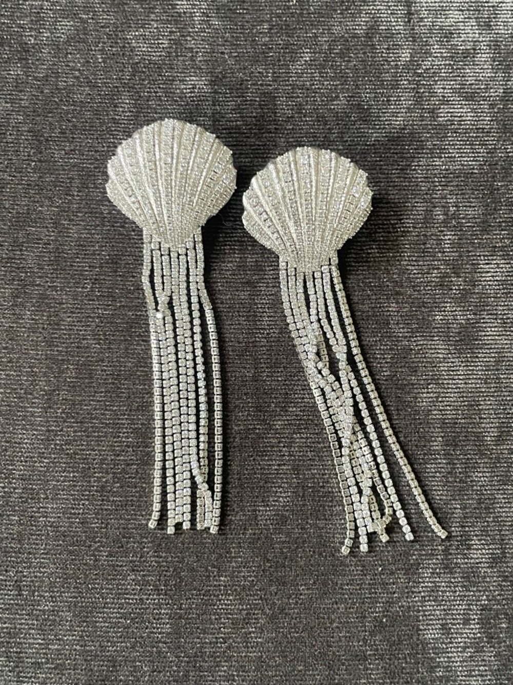 Lili Claspe Dazzle Shell Earrings